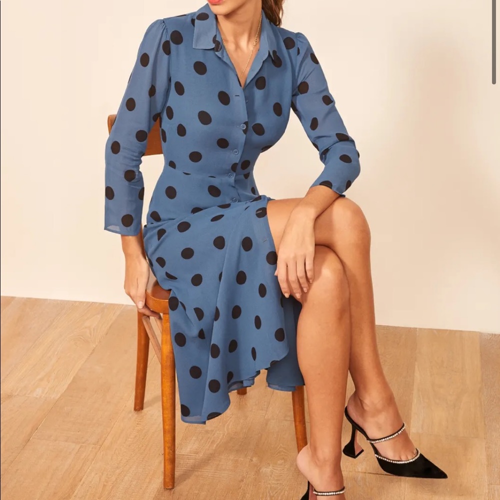 Reformation Arcadia Dress size 4 blue with dots